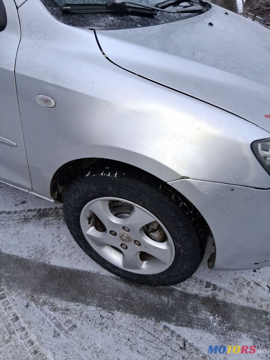 2005' Mazda 2 photo #3