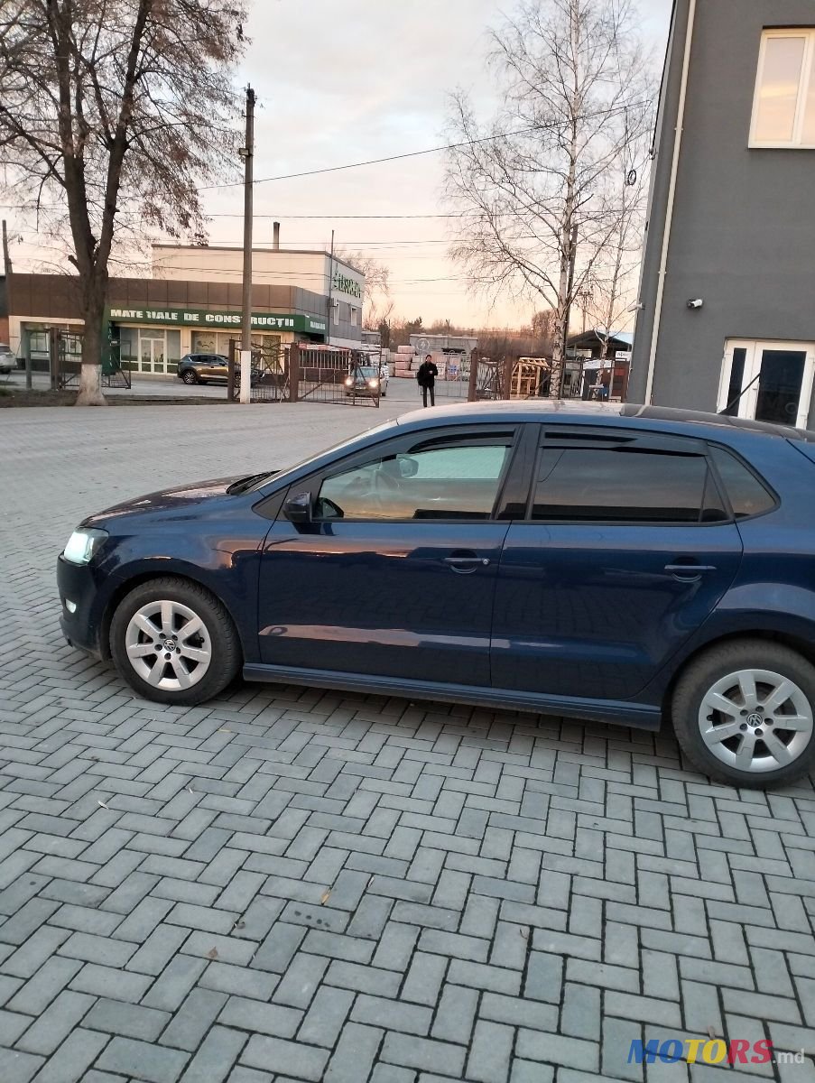 2012' Volkswagen Polo photo #4