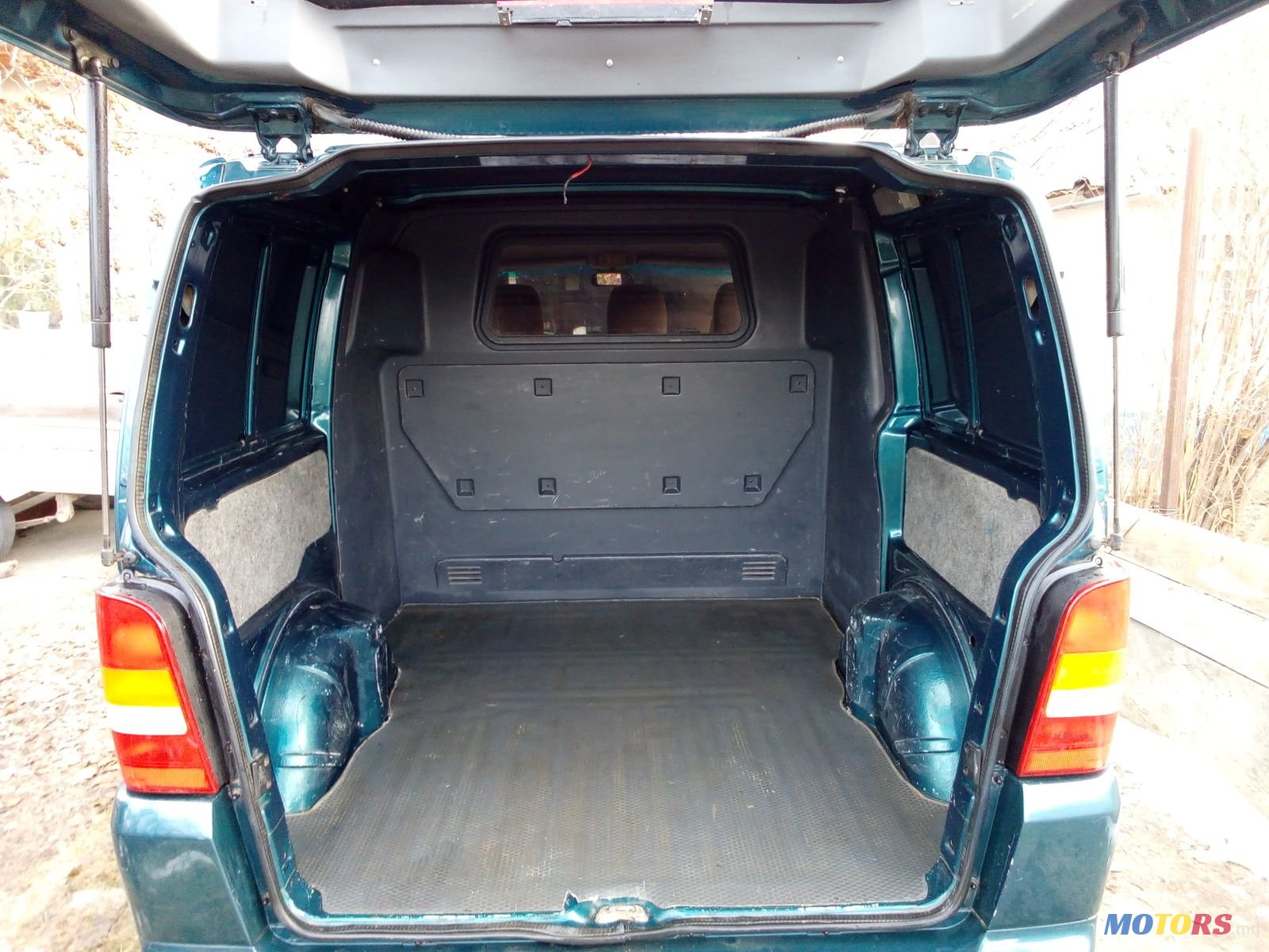 2001' Mercedes-Benz photo #2