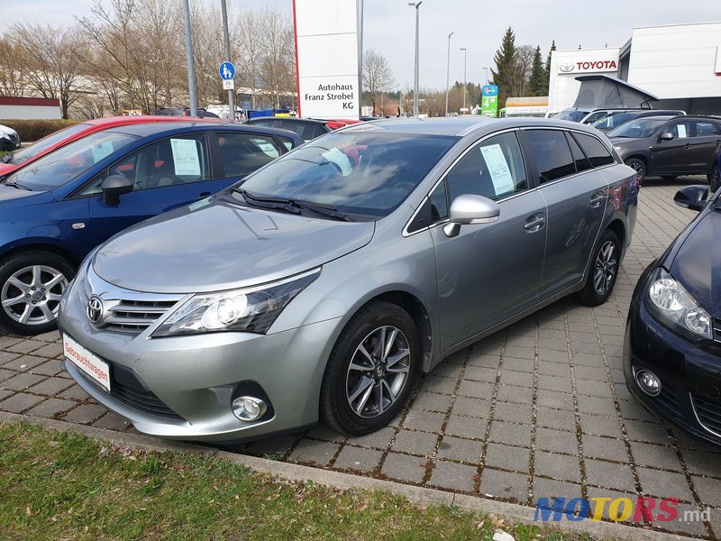 2014' Toyota Avensis photo #1