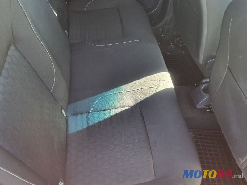 2015' Dacia Sandero photo #6