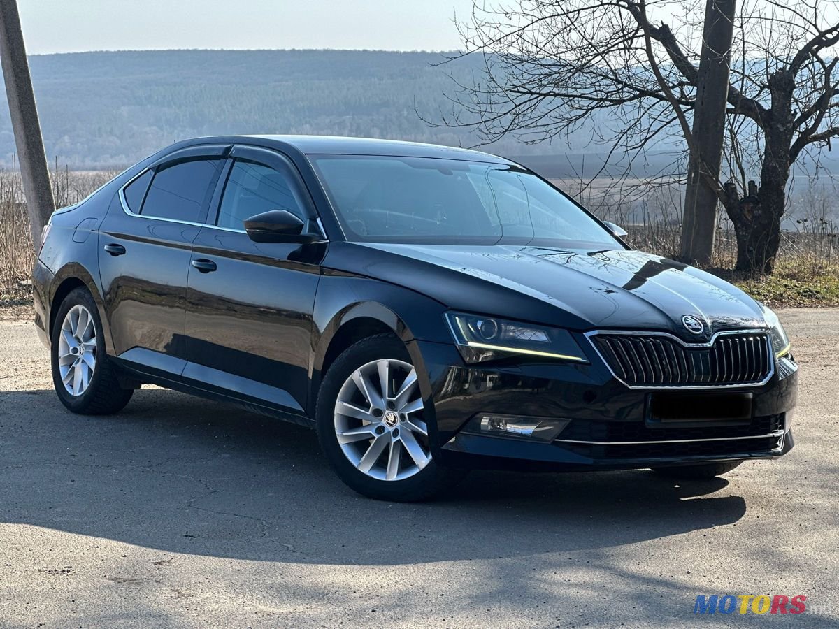 2016' Skoda Superb photo #2