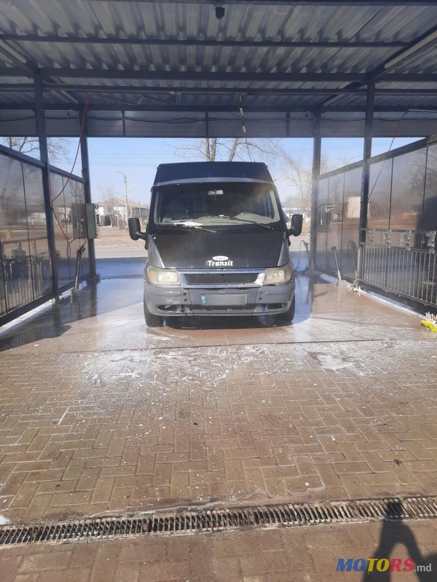 2000' Ford Transit Connect photo #3