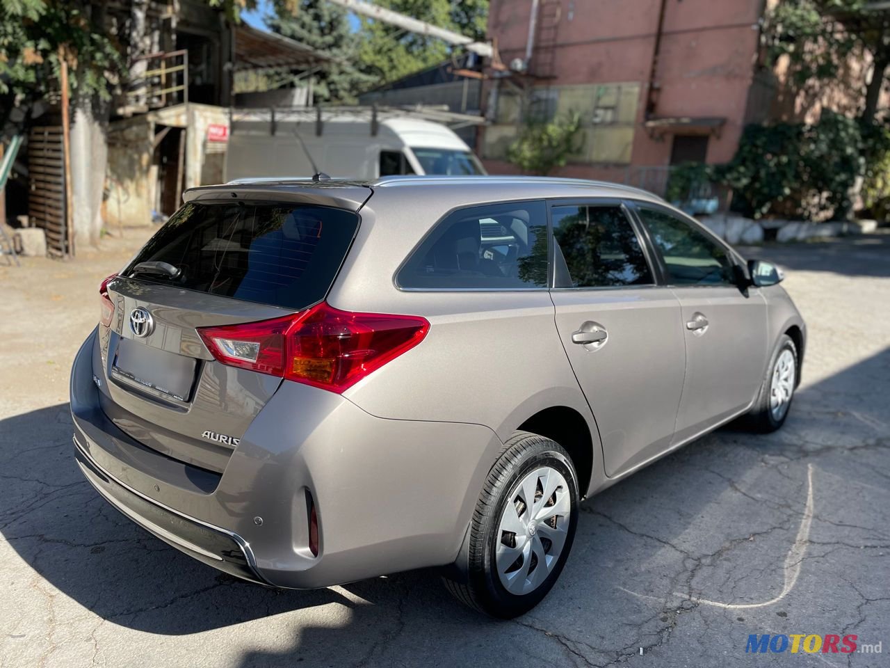 2014' Toyota Auris photo #6
