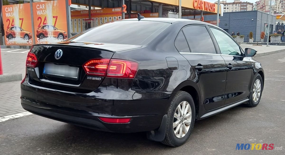 2013' Volkswagen Jetta photo #4