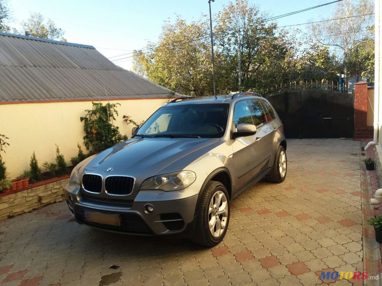 2011' BMW X5 photo #1