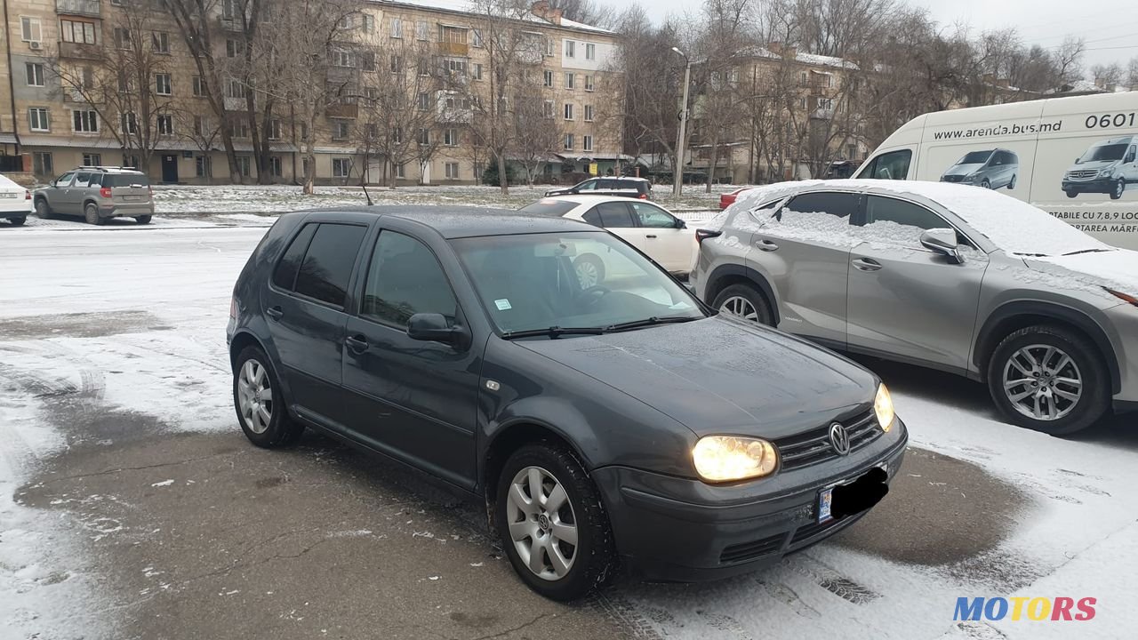 2003' Volkswagen Golf photo #3