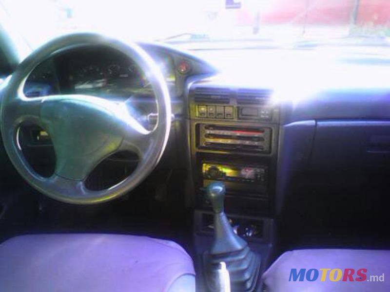 1993' Kia Sephia photo #2