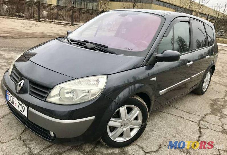 2004' Renault Grand Scenic photo #2