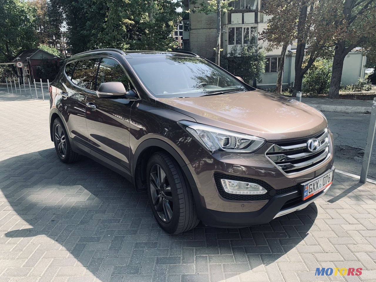 2015' Hyundai Santa Fe photo #1