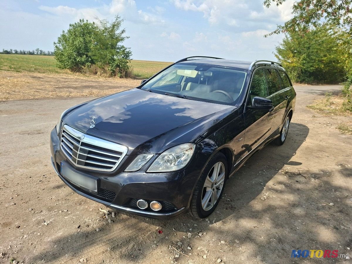 2010' Mercedes-Benz E-Class photo #1