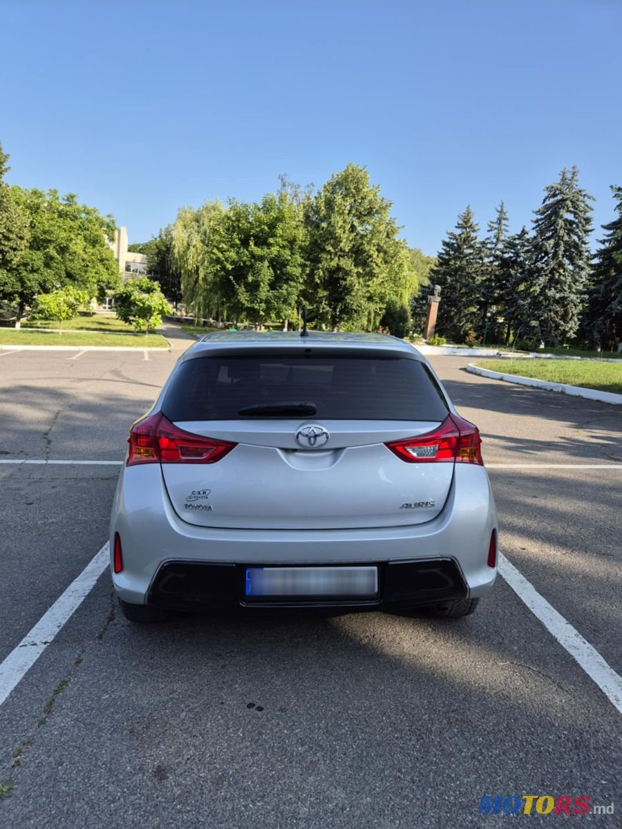 2014' Toyota Auris photo #4