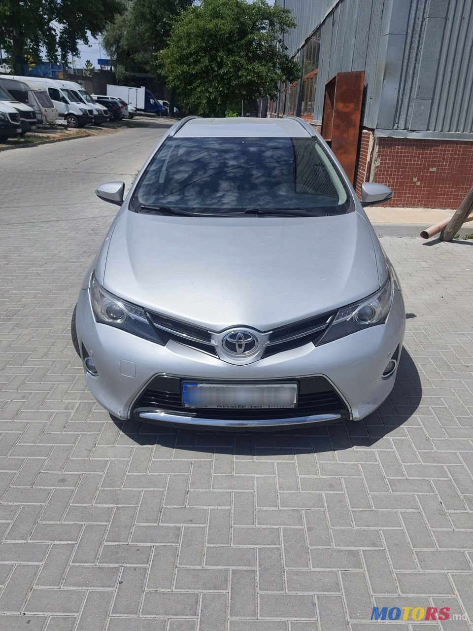 2015' Toyota Auris photo #3