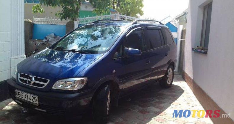 2004' Opel Zafira photo #1