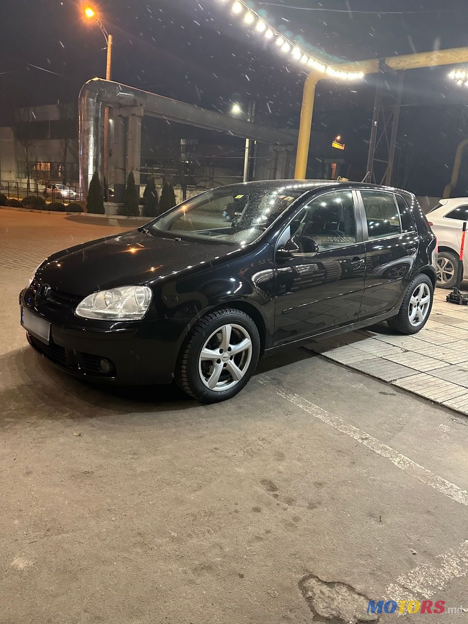 2008' Volkswagen Golf photo #1