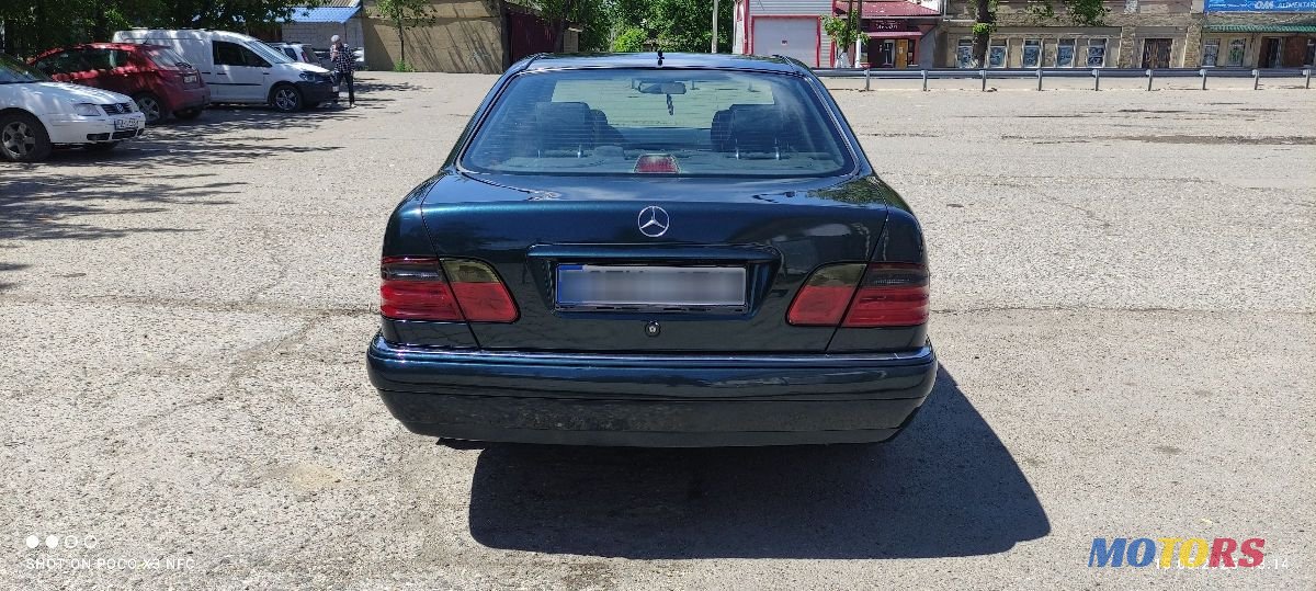 1996' Mercedes-Benz E-Class photo #6