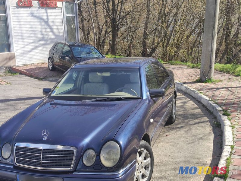 1998' Mercedes-Benz E-Class photo #6