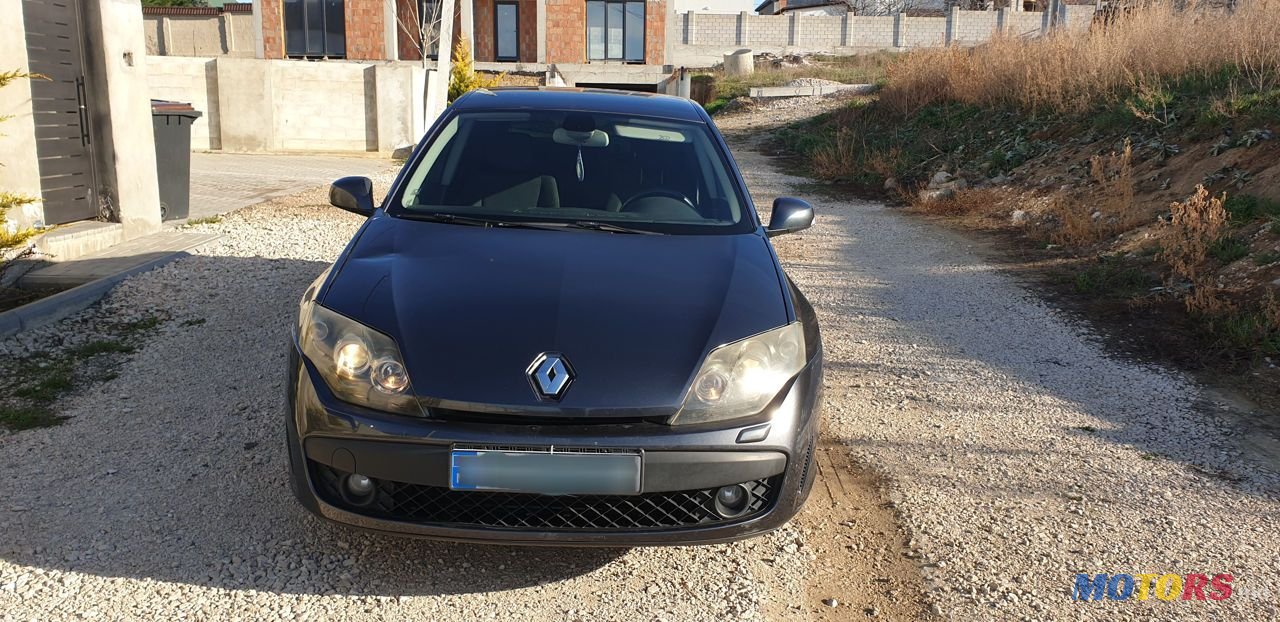 2009' Renault Laguna photo #1