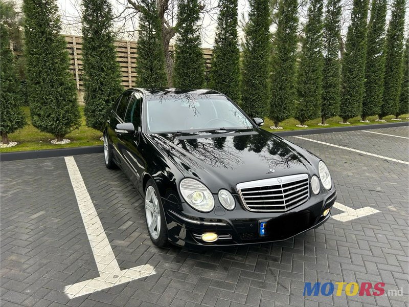 2006' Mercedes-Benz E Класс photo #2