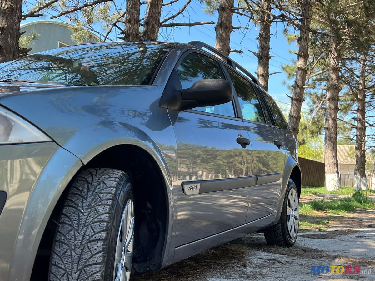 2004' Renault Megane photo #5