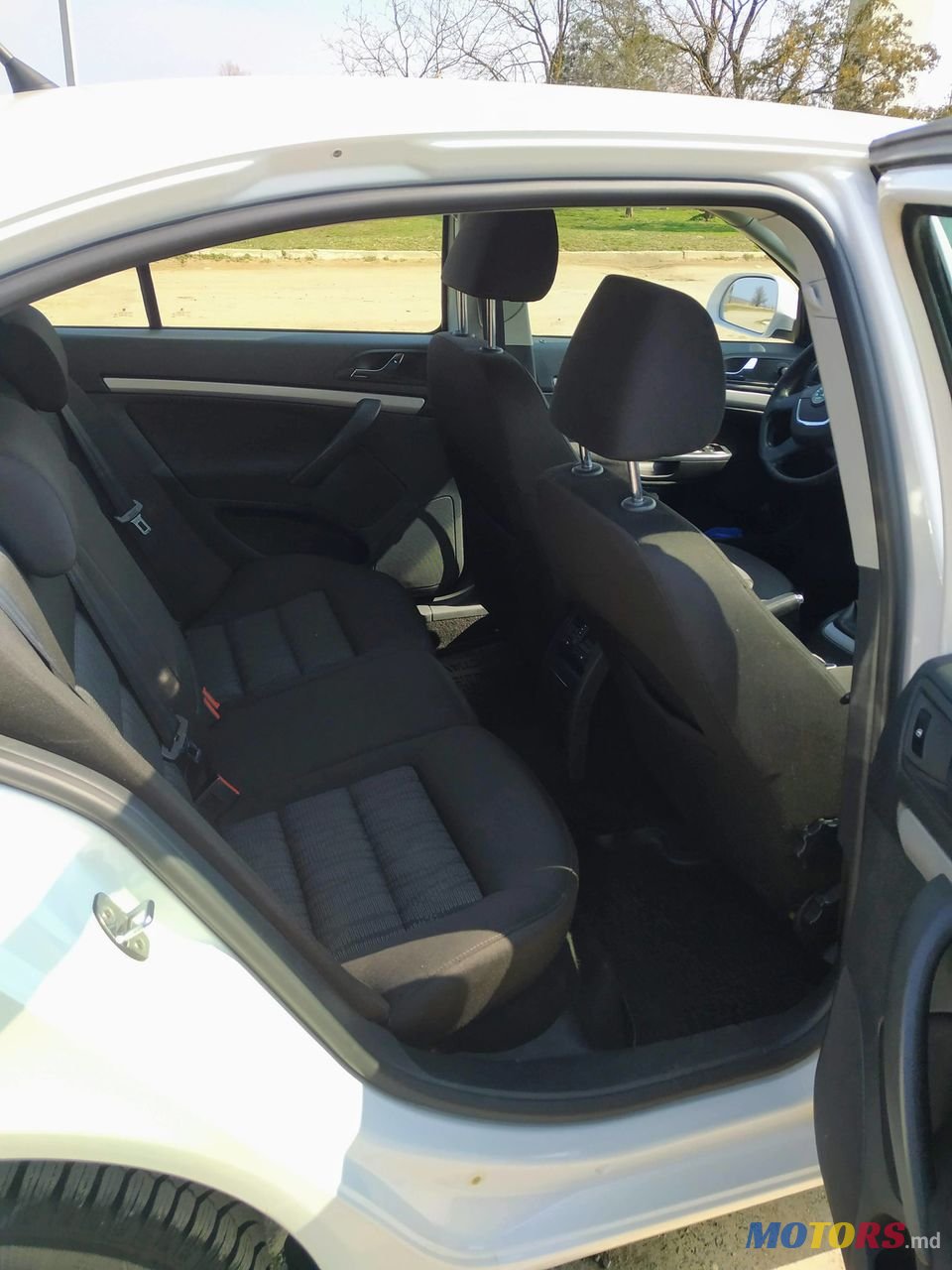 2012' Skoda Octavia photo #6