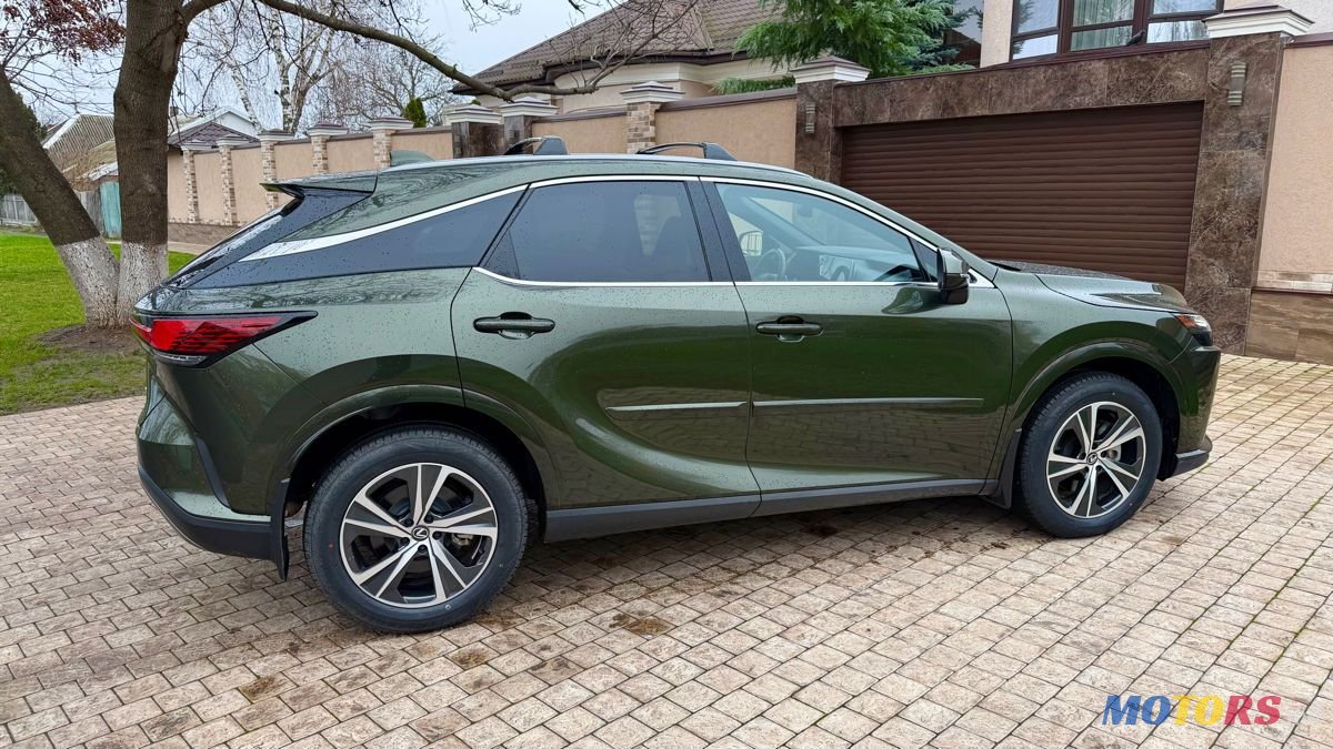 2023' Lexus Rx Series photo #3