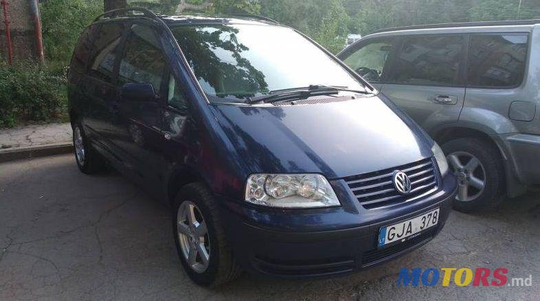 2001' Volkswagen Sharan photo #1