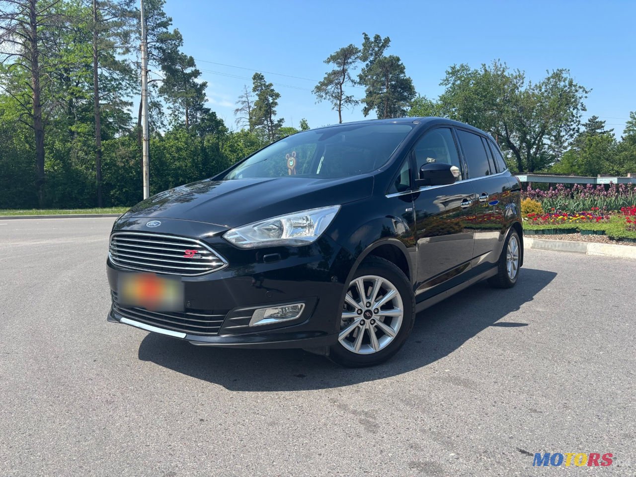 2017' Ford Grand C-MAX photo #1