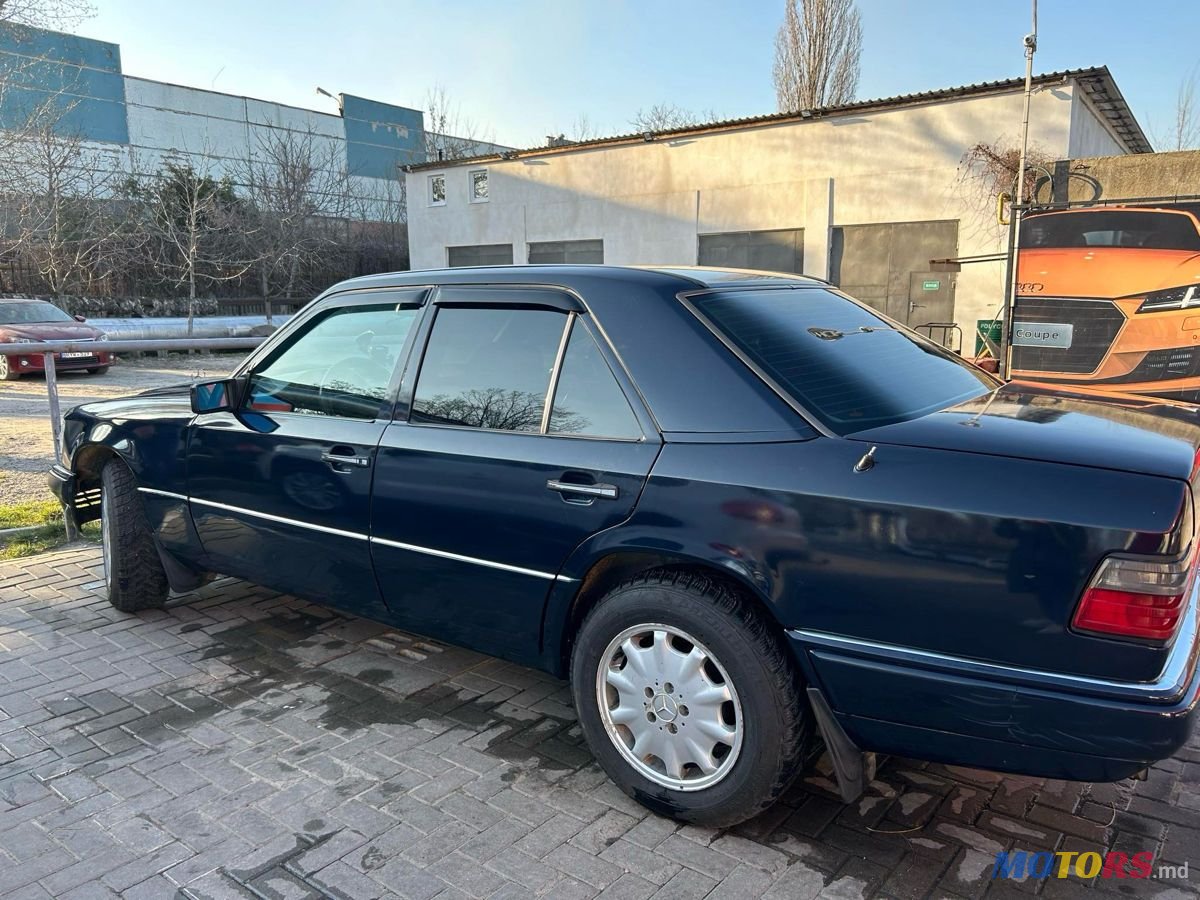 1995' Mercedes-Benz W124 photo #1