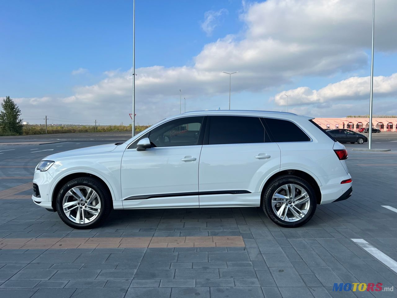 2023' Audi Q7 photo #4