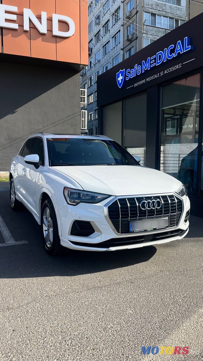 2019' Audi Q3 photo #1