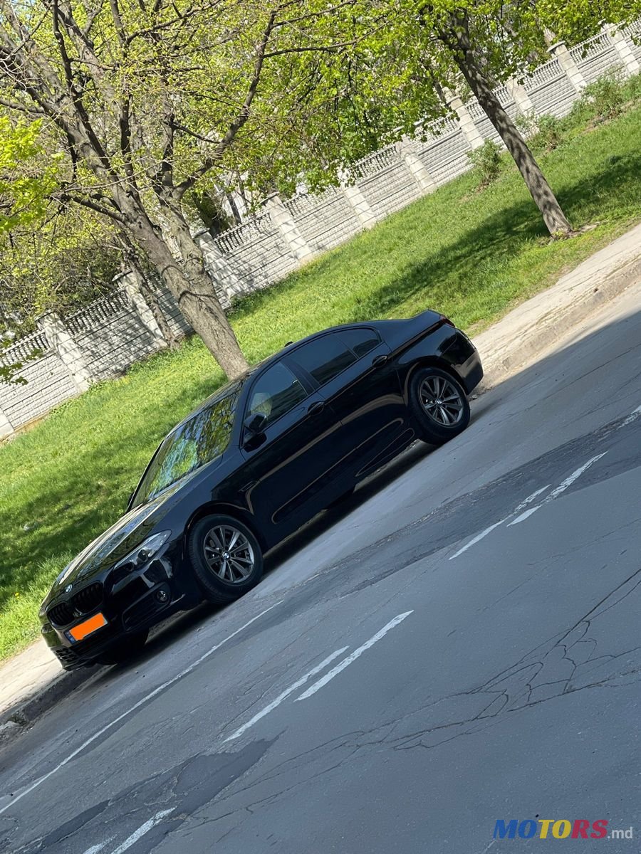 2015' BMW 5 Series photo #1