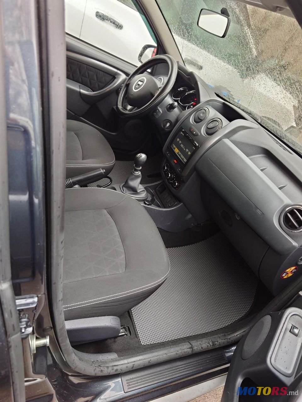 2014' Dacia Duster photo #5