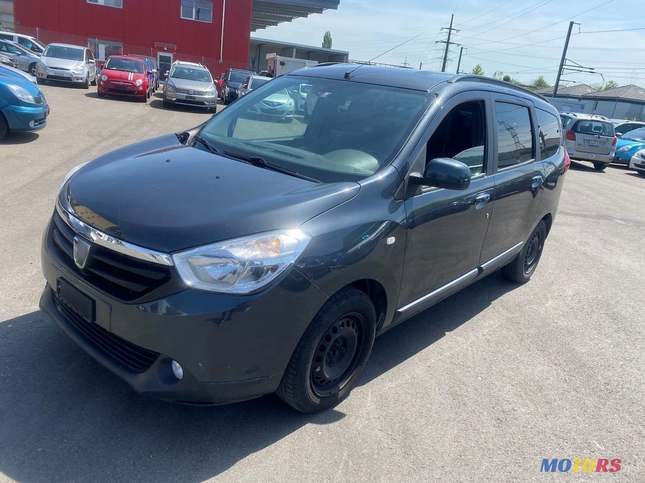 2014' Dacia Lodgy photo #3