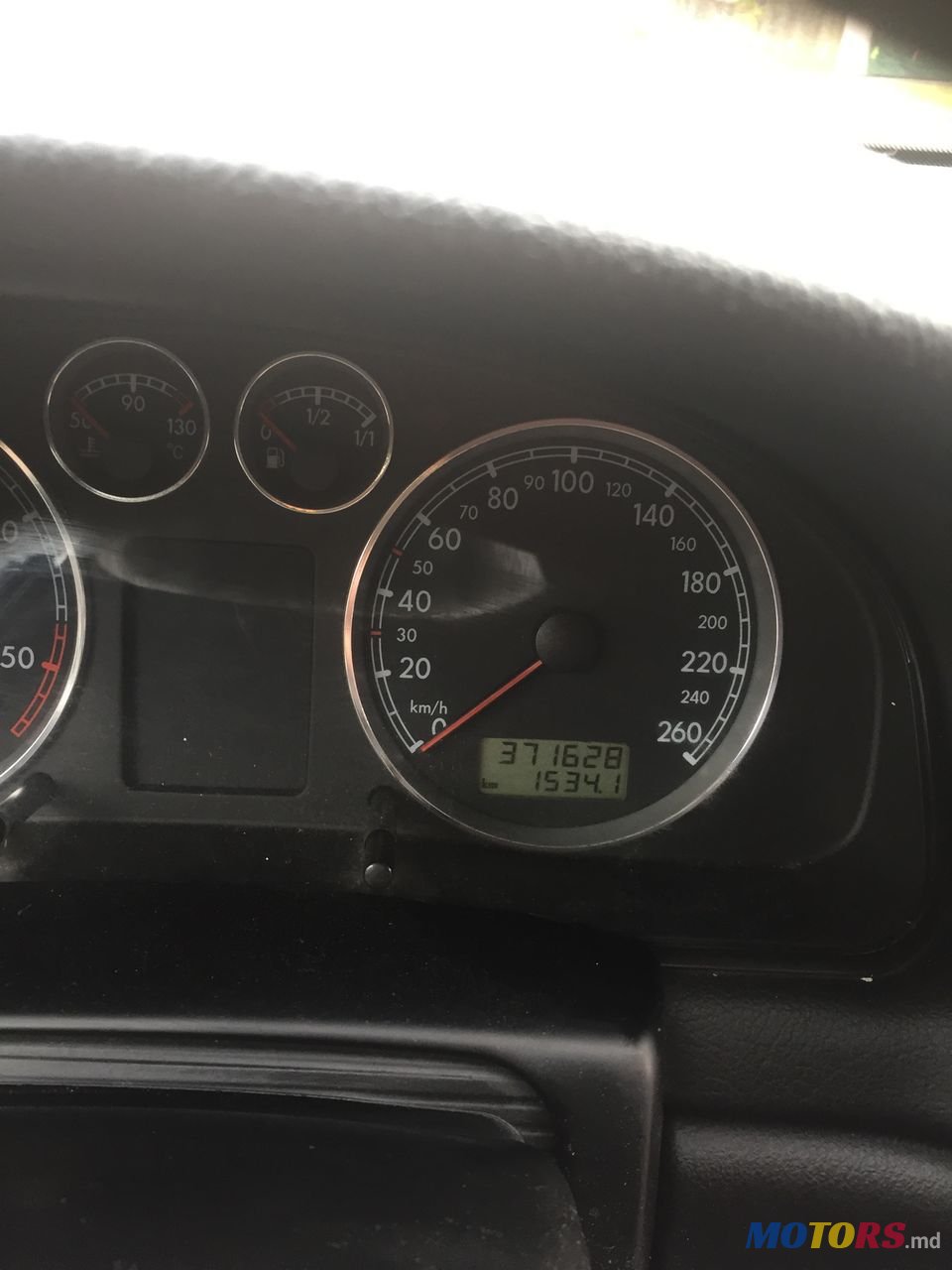 2003' Volkswagen Passat photo #3