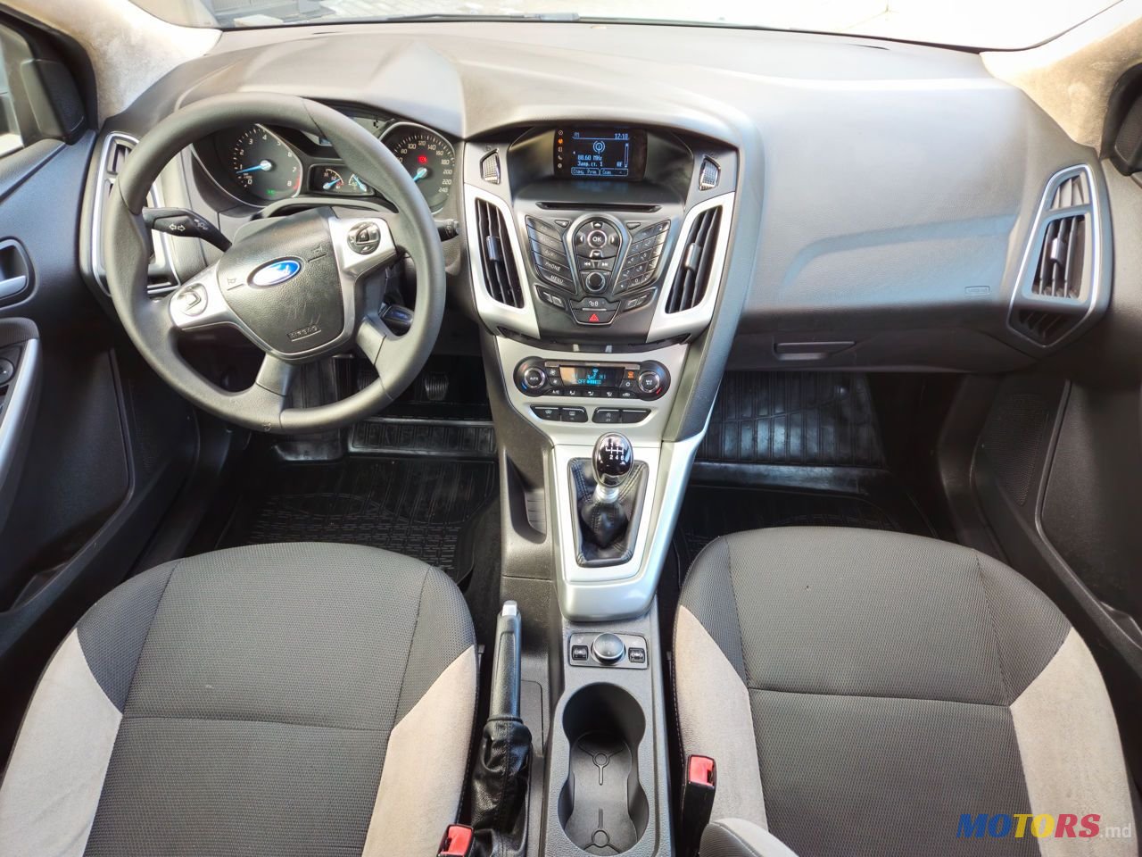 2013' Ford Focus photo #2