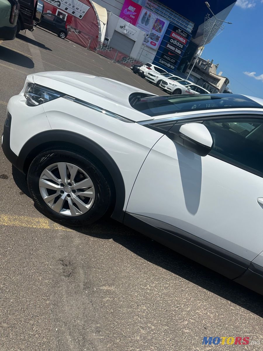 2019' Peugeot 3008 photo #2