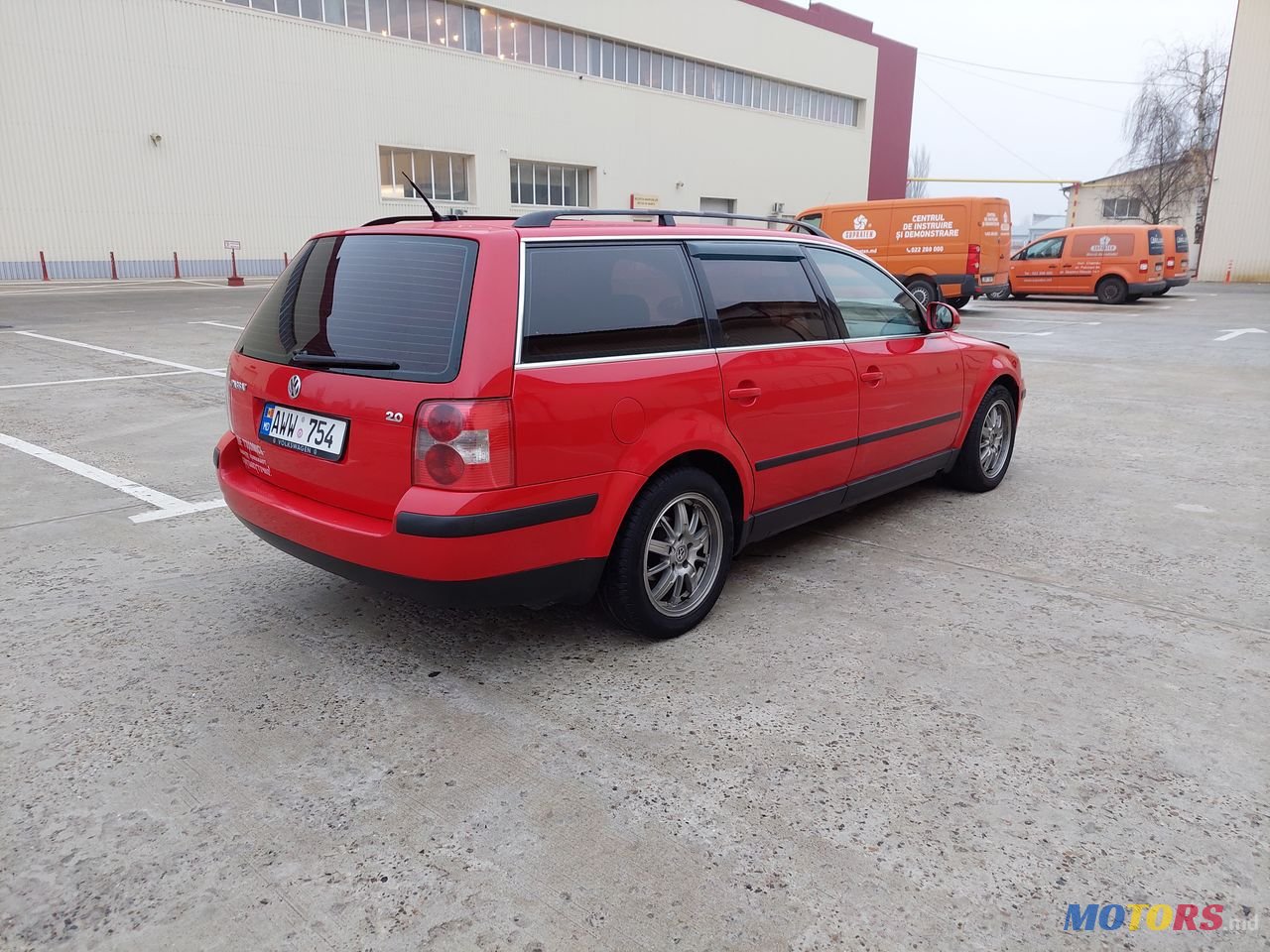 2005' Volkswagen Passat photo #2