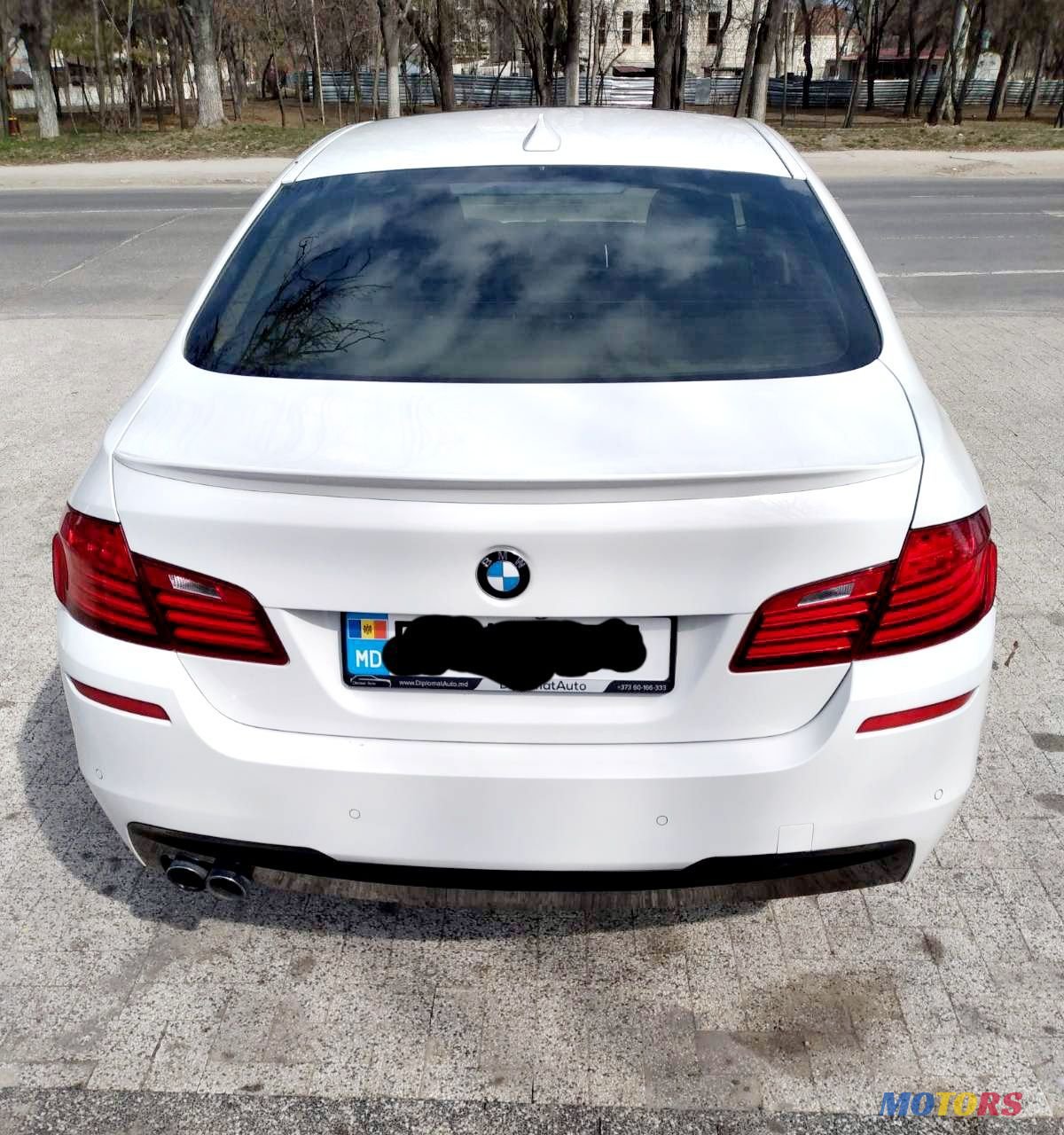 2016' BMW 5 Series photo #2