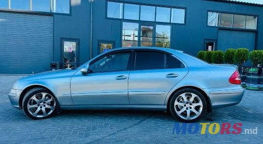 2006' Mercedes-Benz E Класс photo #3