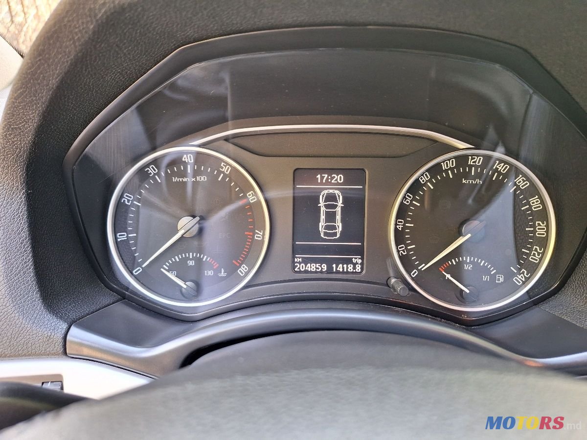 2009' Skoda Octavia photo #6