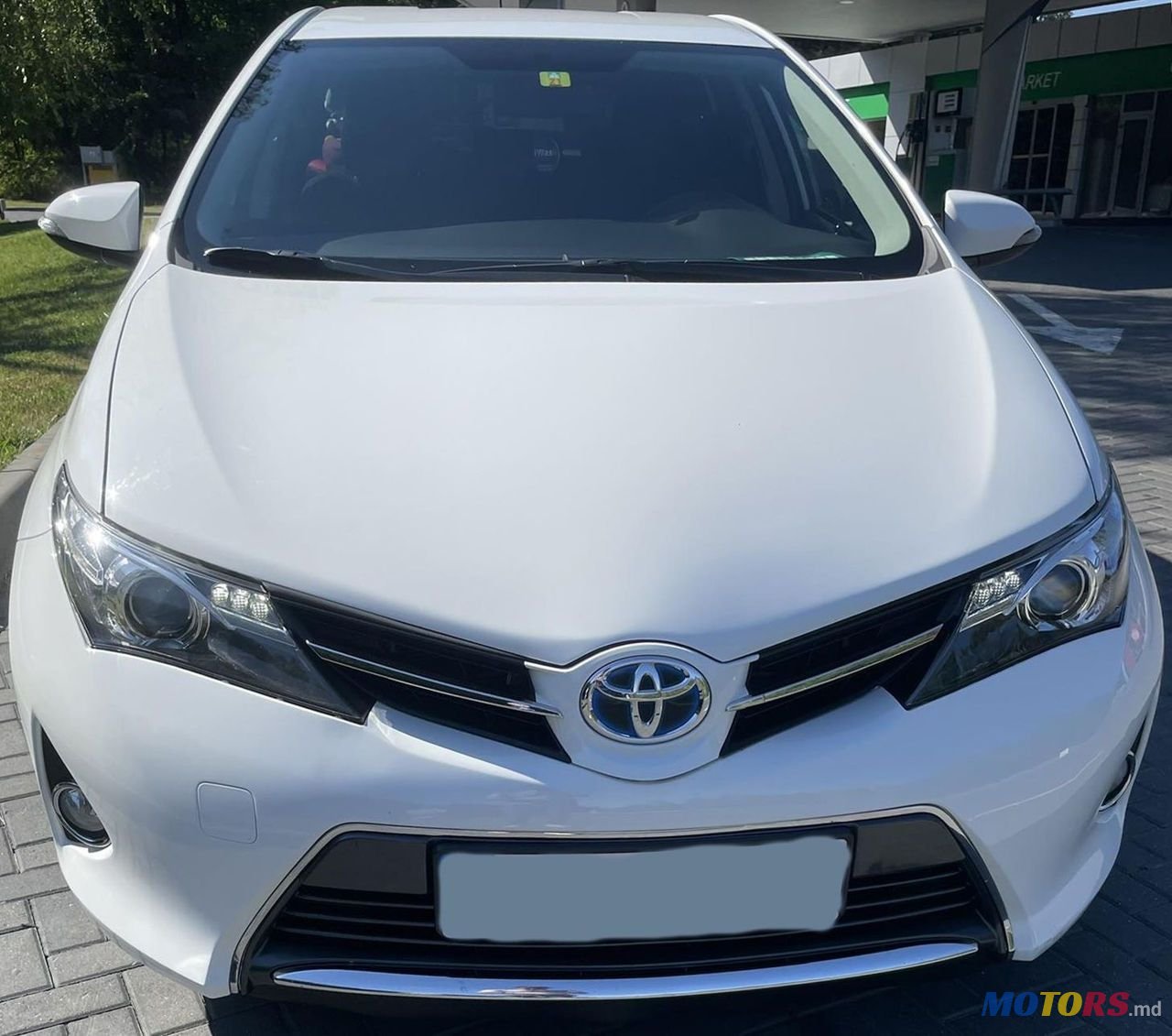 2014' Toyota Auris photo #6