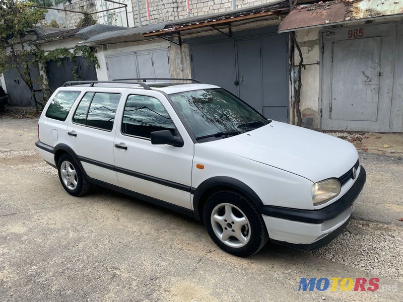 1997' Volkswagen Golf photo #1