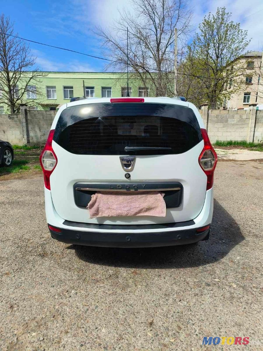 2017' Dacia Lodgy photo #4