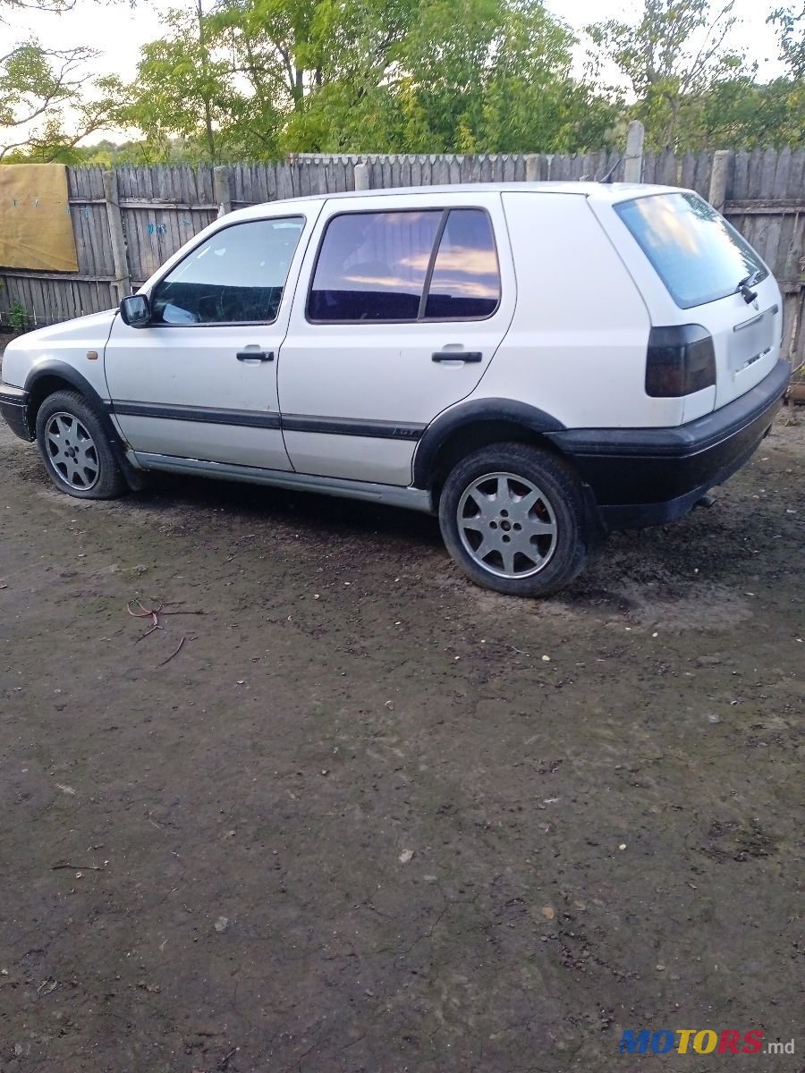 1997' Volkswagen Golf photo #2