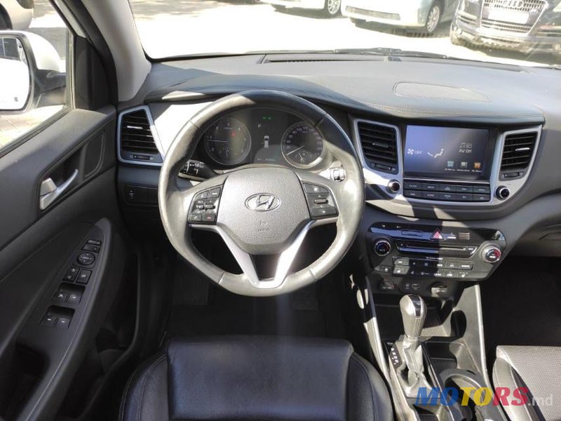 2015' Hyundai Tucson photo #4