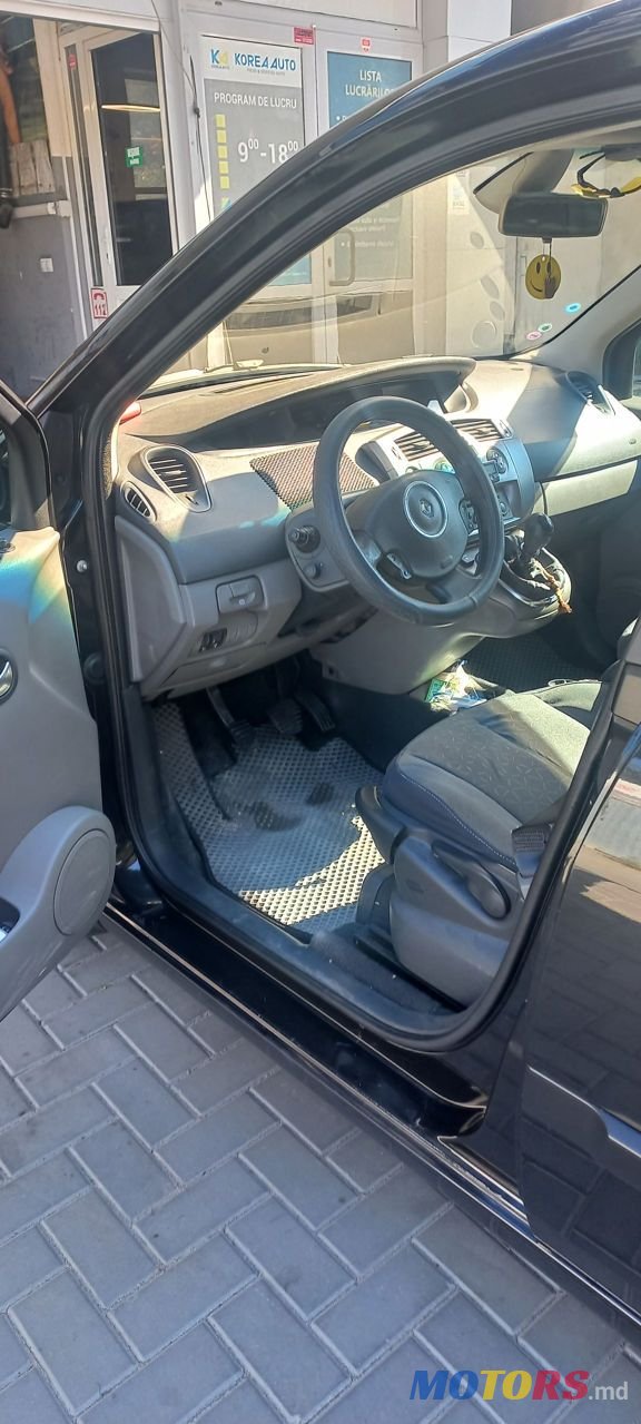2007' Renault Grand Scenic photo #4