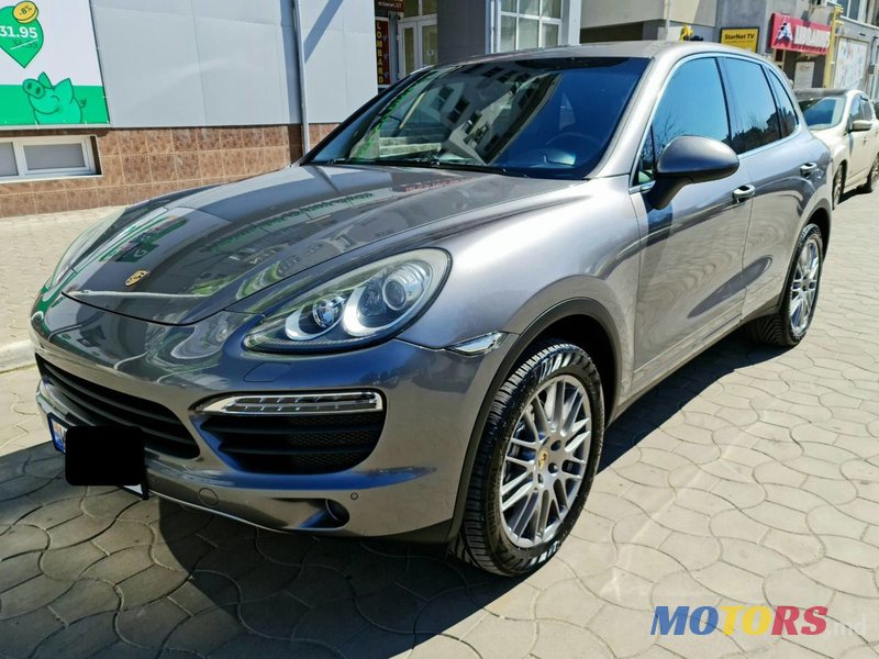 2010' Porsche Cayenne photo #1