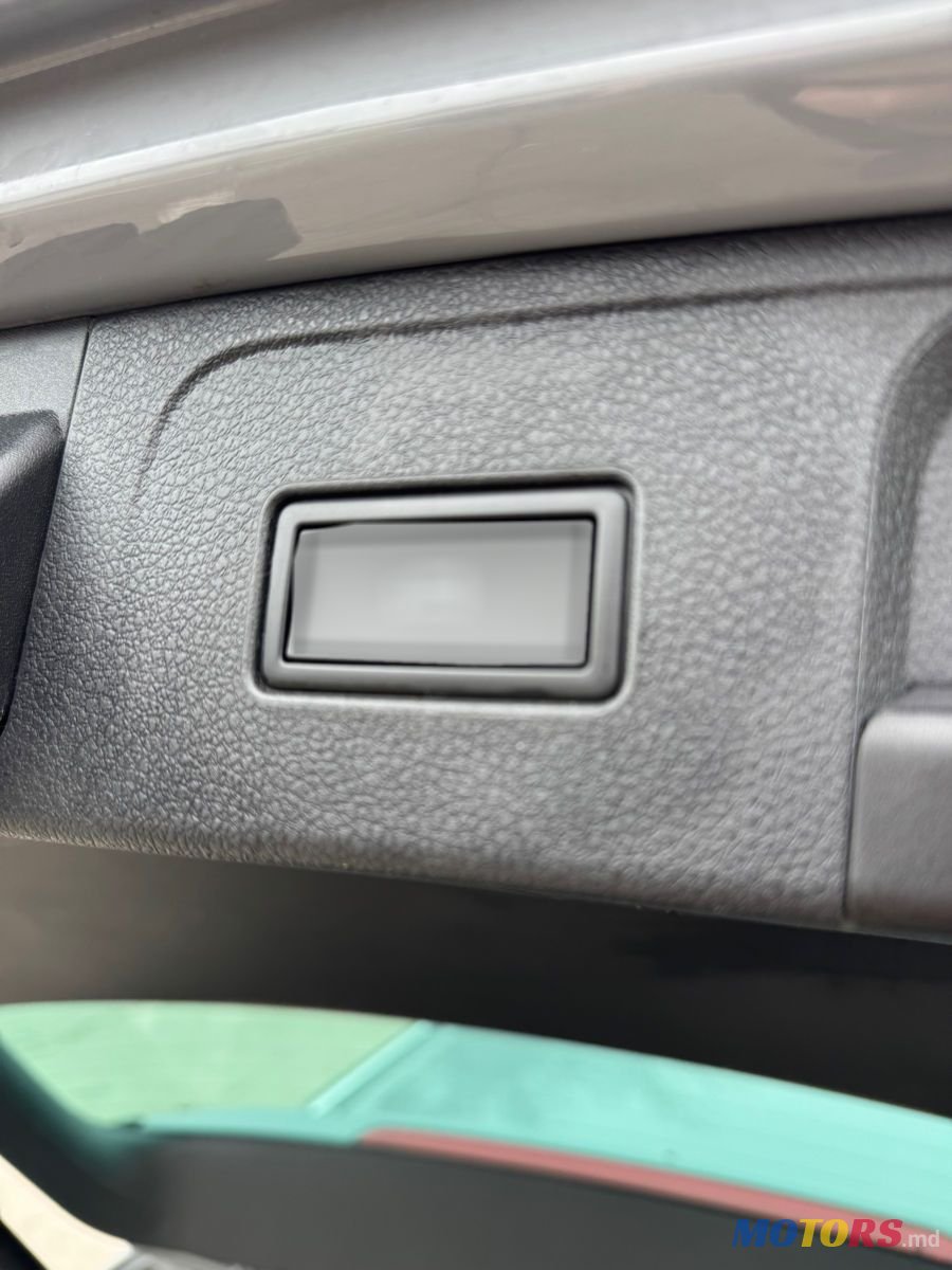 2022' Volkswagen Passat photo #6