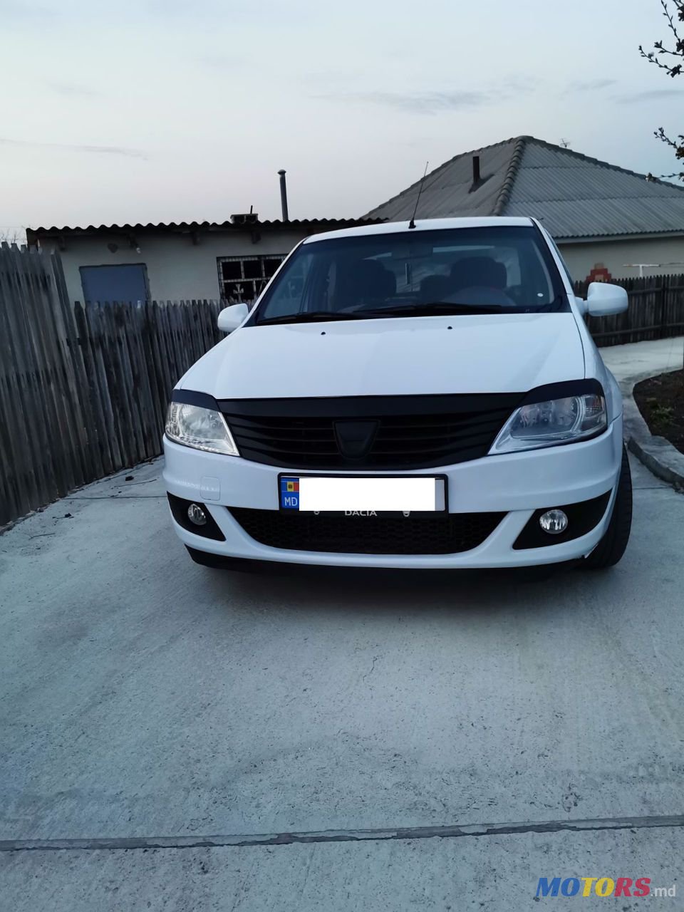 2009' Dacia Logan photo #1